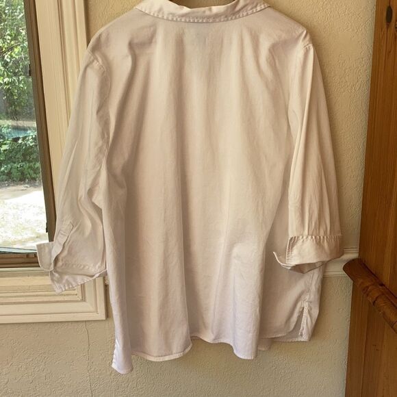 Maggie Barnes for Catherine’s Button Down Shirt - Picture 6 of 8